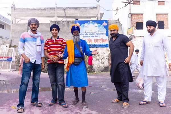 Anandpur Sahib Punjab India March 2022 Portrait Sikh Men Nihang —  Fotos de Stock