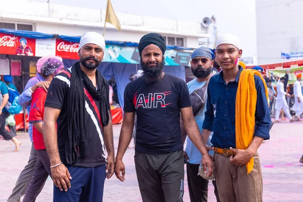 Anandpur Sahib Punjab India March 2022 Portrait Sikh Men Nihang —  Fotos de Stock