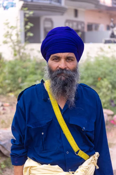 Anandpur Sahib Pendżab Indie Marzec 2022 Portret Sikh Samca Nihang — Zdjęcie stockowe
