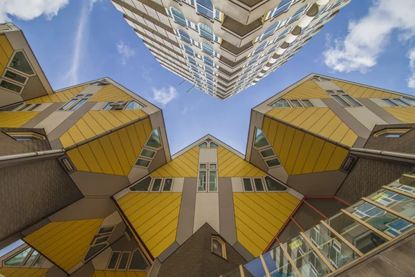 Κίτρινο κυβικά σπίτια στο Ρότερνταμ — Φωτογραφία Αρχείου