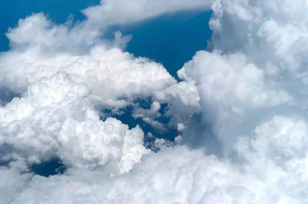 Vue du dessus des nuages Image En Vente