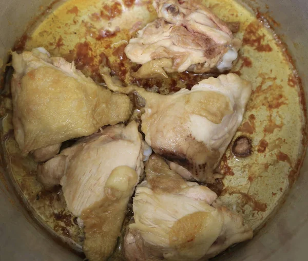 Hühnchen Topf Für Suppenbrühe Zubereiten — Stockfoto