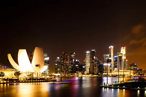 Noc marina bay Singapore — Zdjęcie stockowe