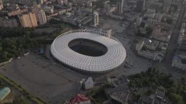 Gün boyunca Kyiv 'deki futbol stadyumunun insansız hava aracı görüntüsü
