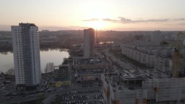 Kyiv, Ukrayna 10.31.2021: İHA 'dan Obolon' a hava görüntüsü