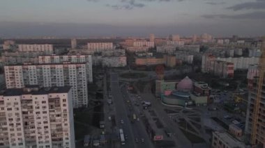Kyiv, Ukrayna 10.31.2021: İHA 'dan Obolon' a hava görüntüsü