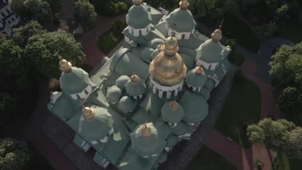 İHA 'dan St. Michaels Katedrali' ne hava görüntüsü — Stok video