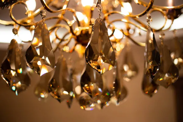 Cher Lustre Cristal Exquis Dans Style Victorien Intérieur — Photo