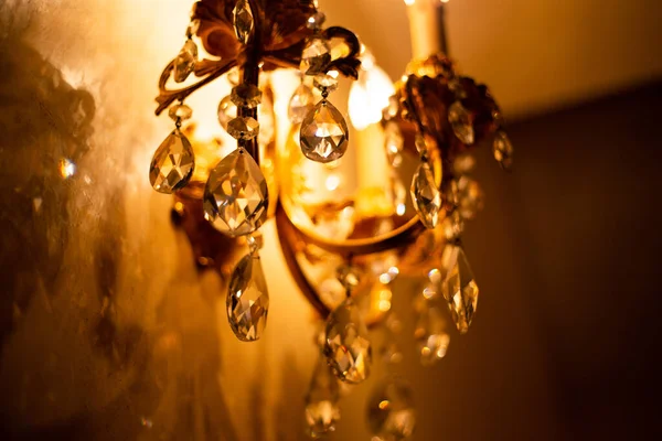 Cher Lustre Cristal Exquis Dans Style Victorien Intérieur — Photo