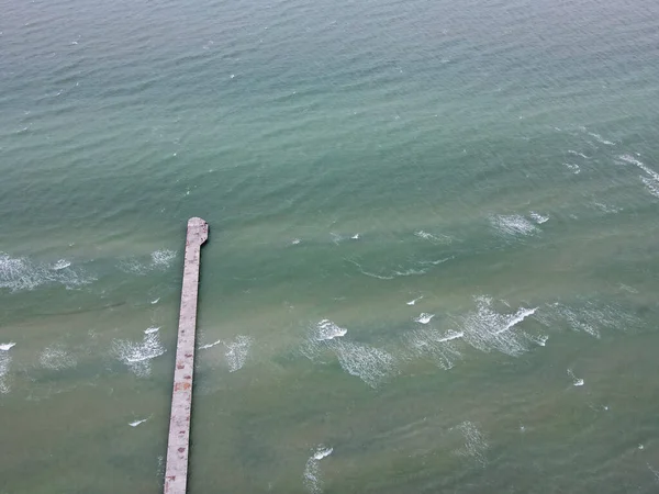 Luftaufnahme Von Der Drohne Zur Seebrücke Bei Trübem Wetter Freien — Stockfoto