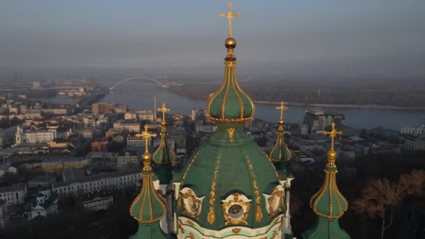 Aerial view from a drone of St. Andrews Church in Kiev in autumn at sunset — Stock Video