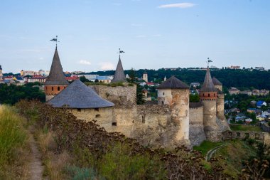 Kamianets-Podilskyi 'deki eski ortaçağ şatosu.