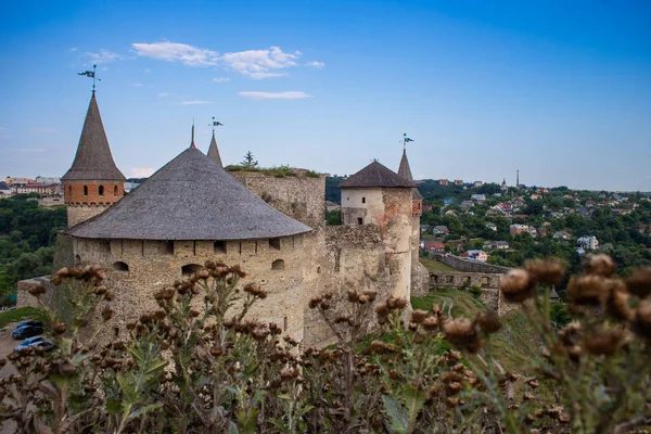 Antiguo castillo medieval en Kamianets-Podilskyi — Foto de Stock