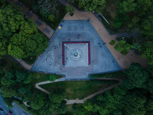 Aerial view from a drone to the center of Kiev in the evening — Stock Photo, Image