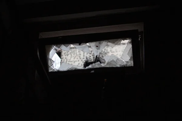 Розбиті Вікна Житлових Будинках Міста Буча Київській Області Після Вторгнення — стокове фото
