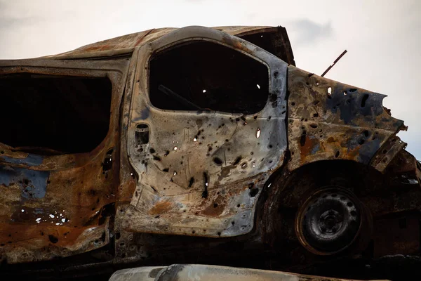 Bando Carros Civis Destruídos Queimados Cidade Gostomel Região Kiev — Fotografia de Stock