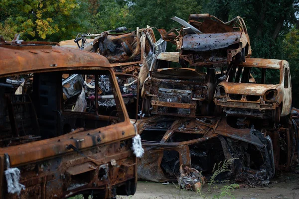 Bando Carros Civis Destruídos Queimados Cidade Gostomel Região Kiev — Fotografia de Stock