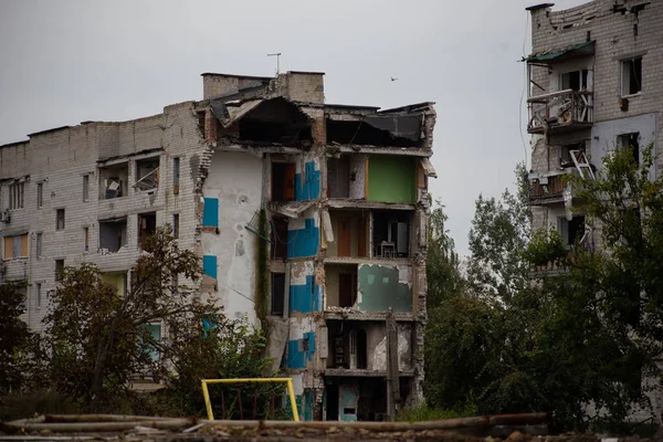 Zniszczone Wielopiętrowe Budynki Mieście Borodyanka Obwód Kijowski Rozpoczęciu Inwazji Rosji — Zdjęcie stockowe