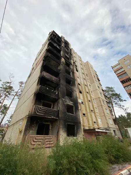 Destroyed Damaged Residential Buildings Irpen Russias Invasion Ukraine Srtrikes — Stock Photo, Image