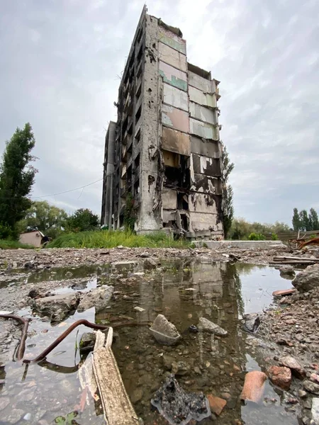 Разрушенные Поврежденные Жилые Дома Бородянке После Вторжения Русских Украину После — стоковое фото