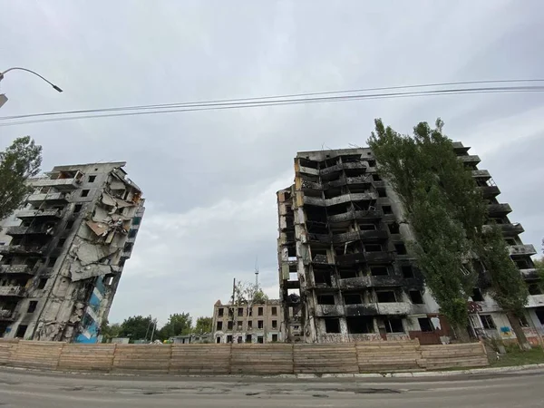 Zniszczone Zniszczone Budynki Mieszkalne Borodyance Inwazji Rosjan Ukrainę Srtrikes — Zdjęcie stockowe