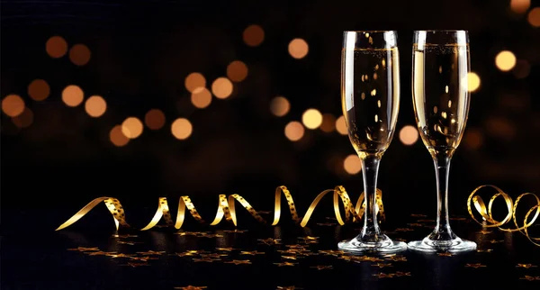 Glasögon Champagne Med Stänk Firande Tema Koncept — Stockfoto