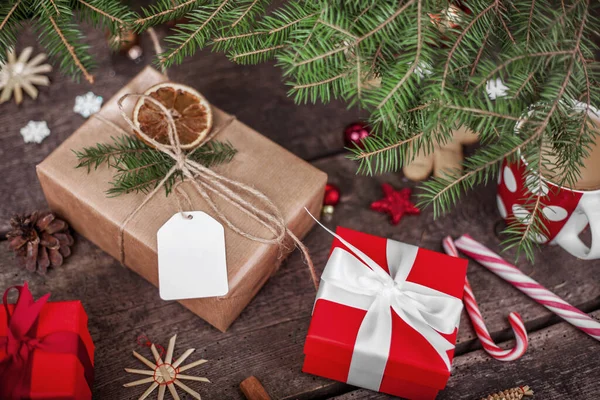 Confezione Regalo Carta Regalo Con Nastro Raso Buon Natale Concetto — Foto Stock