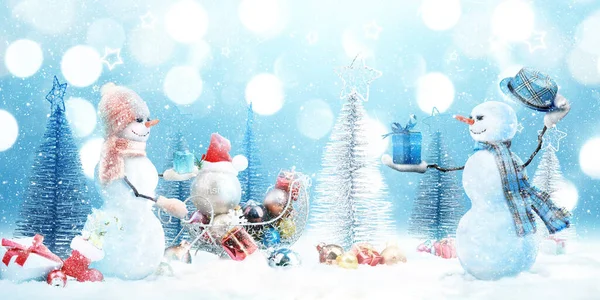 Feliz Muñeco Nieve Pie Invierno Navidad Paisaje —  Fotos de Stock