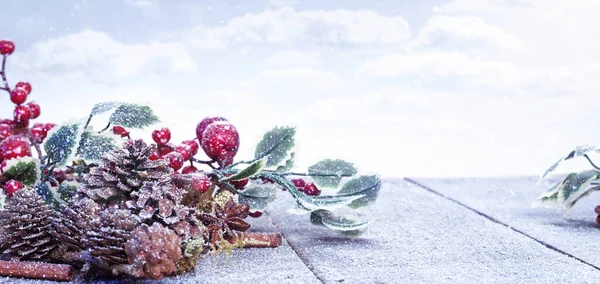 Весёлой Рождественской Композиции Праздничным Украшением — стоковое фото