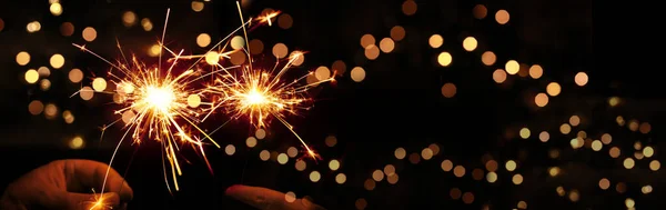 Brûler Des Étincelles Pour Festival Nouvelle Année Contexte Pour Noël — Photo