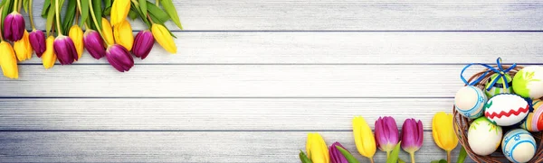 Composizione Pasquale Con Tulipani Decorazione Festiva Buona Pasqua — Foto Stock