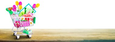 Çiçek teslimatı, sevgililer günü, anneler günü ya da uluslararası kadınlar günü kavramı