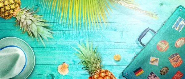 Conceito Férias Verão Tropical Com Abacaxi — Fotografia de Stock
