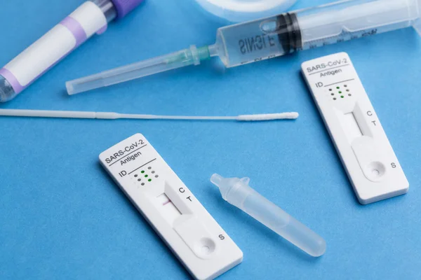 Express corona test. Negative covid antigen test.