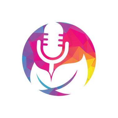 Podcast yaprağı doğa ekoloji vektör logosu tasarımı. Mikrofonlu ve yapraklı Podcast talk show logosu.