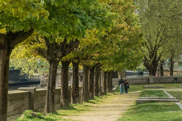 Alley. Care and love. Nantes. France. — Stock Photo, Image