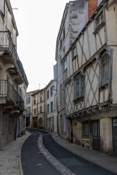 Wąska Ulica Starym Mieście Franche Niort Departamencie Deux Svres Zachodniej — Zdjęcie stockowe