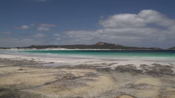 Lucky Bay beach — Stock Video