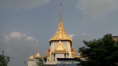 Phra Maha Mondop Wat Traimitr Witthayaram