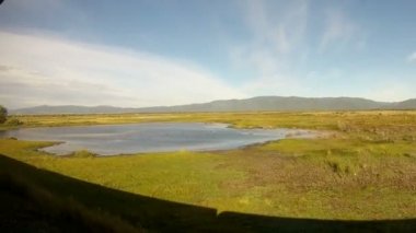 Sibirya Peyzaj ve göl ile tren