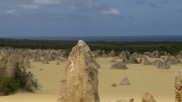 The pinnacles with blue sky — Stock Video