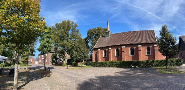 Panorama Kościoła Oldenkott Niemcy Tuż Granicą Holenderską — Zdjęcie stockowe