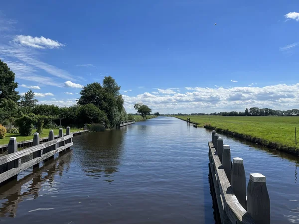 Διώρυγα Γύρω Από Steenwijkerwold Στο Overijssel Των Κάτω Χωρών — Φωτογραφία Αρχείου