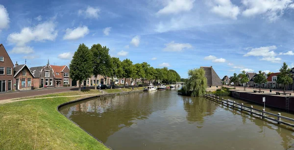 Panorama Canal Arquitectura Ciudad Vieja Franeker Frisia Los Países Bajos — Foto de Stock