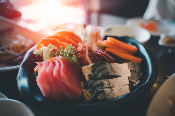 Japans Eten Sashimi Sashimi Set Zalm Wasabi Vis Concept Voor — Stockfoto