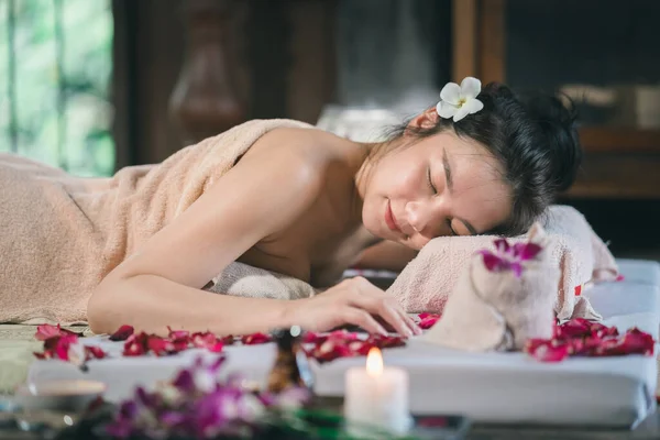 Massage Spa Relaxing Treatment Office Syndrome Traditional Thai Massage Style — Stock Fotó