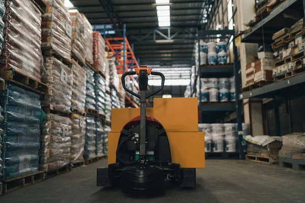 Forklifts Transporting Goods Industrial Warehouse Storage Retail Shop Warehouse Interior — Stock Photo, Image