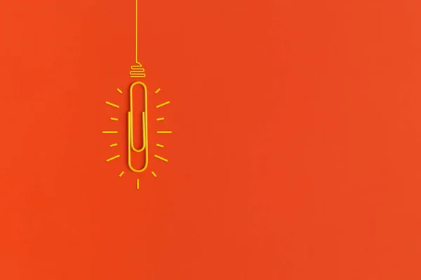 Glühbirne Auf Rotem Hintergrund Inspiration Und Kreatives Ideenkonzept Draufsicht Mit — Stockfoto