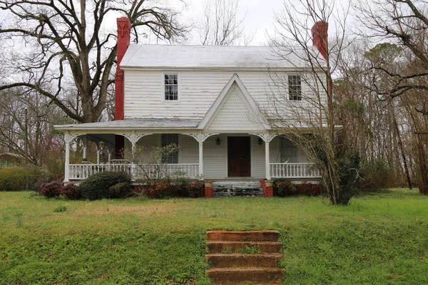 Ein Historisches Haus Erhaltung Retro Haus Südlichen Historischen Restaurierten Plantage lizenzfreie Stockfotos
