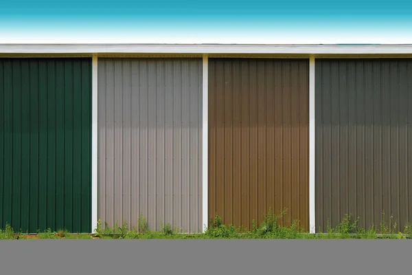 倉庫塗装多色鋼シェルタービニールサイド構造新しいデザイン — ストック写真